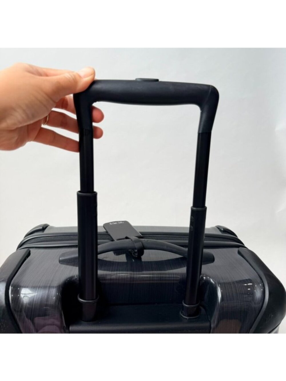 TUMI 19 Degree Compact Brief Rolling Carry-On Spinner Luggage Black/Gray - Picture 7 of 16